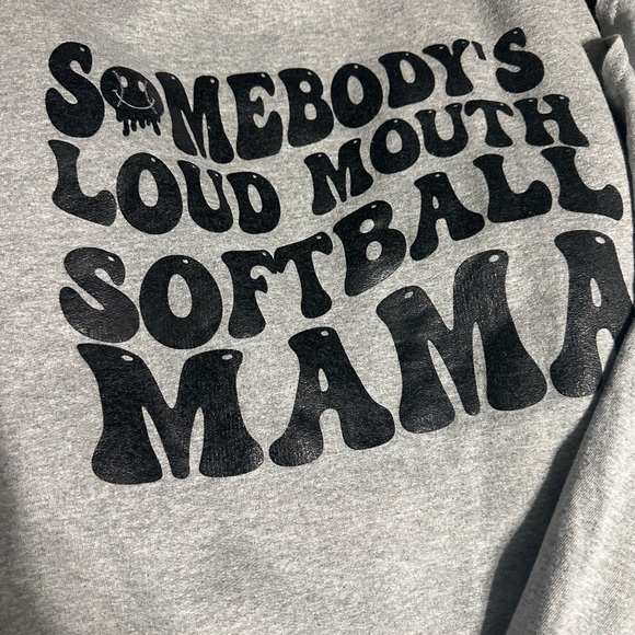 Women’s Softball Mom Sweatshirt and T Shirt lot. - Picture 4 of 6